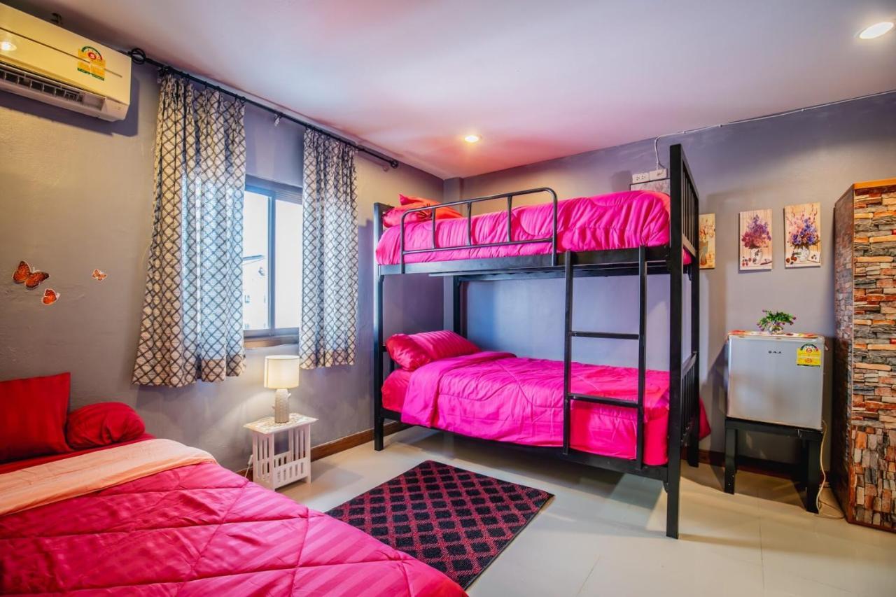 Bed and Breakfast Menulis Coolly House Patong Exterior foto