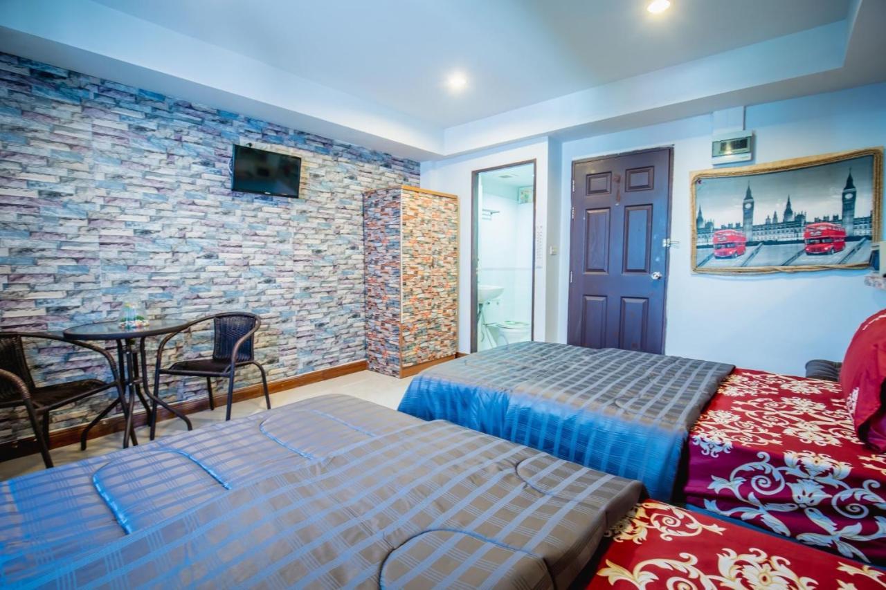 Bed and Breakfast Menulis Coolly House Patong Exterior foto
