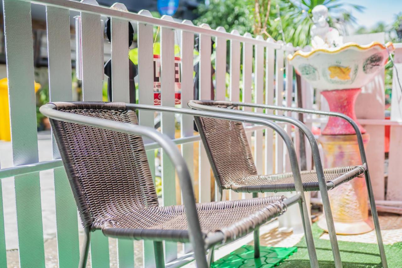 Bed and Breakfast Menulis Coolly House Patong Exterior foto