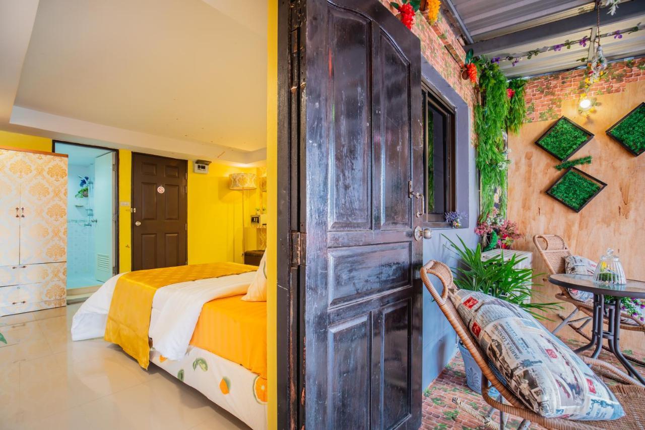 Bed and Breakfast Menulis Coolly House Patong Exterior foto