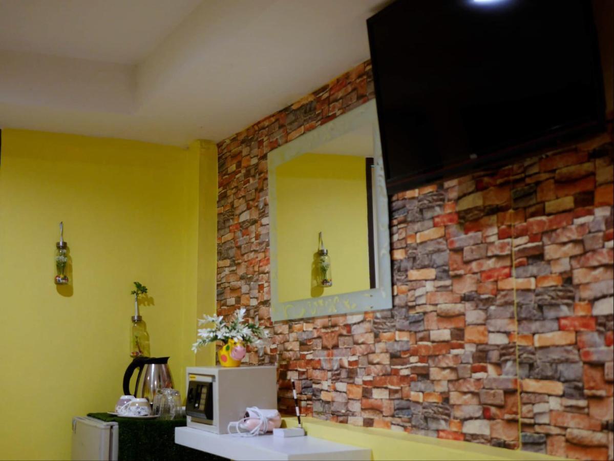 Bed and Breakfast Menulis Coolly House Patong Exterior foto